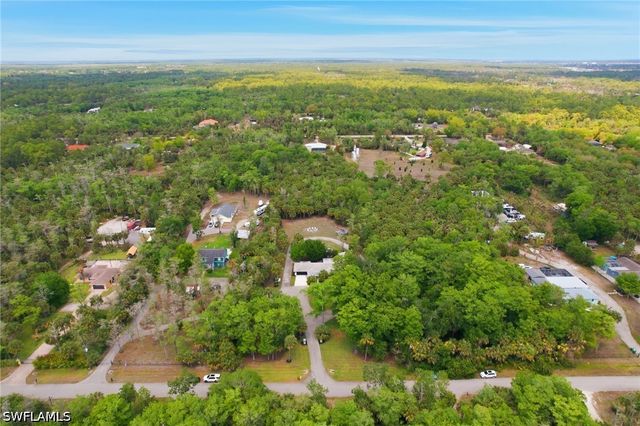 421 14th AVE NW, Naples, FL 34120