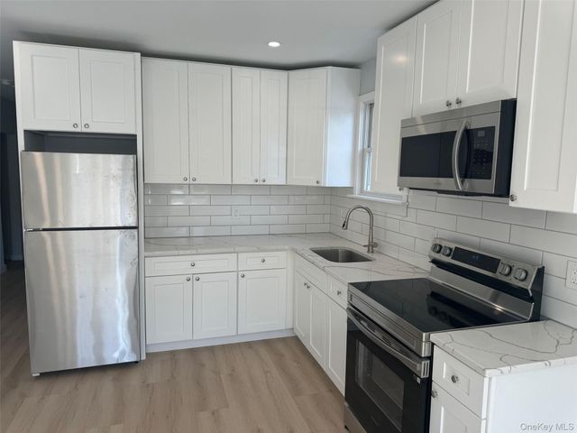 34 Bush Avenue 2R, Port Chester, NY 10573