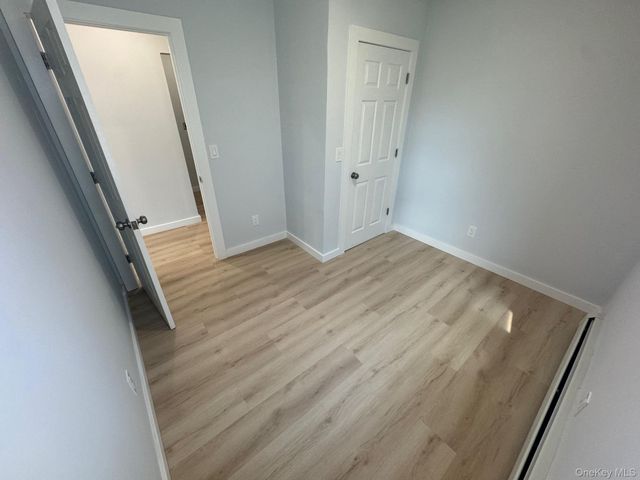 34 Bush Avenue 2R, Port Chester, NY 10573