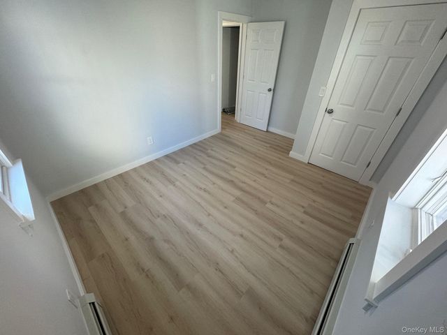 34 Bush Avenue 2R, Port Chester, NY 10573