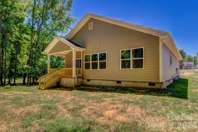 315A S Pink Street, Cherryville, NC 28021