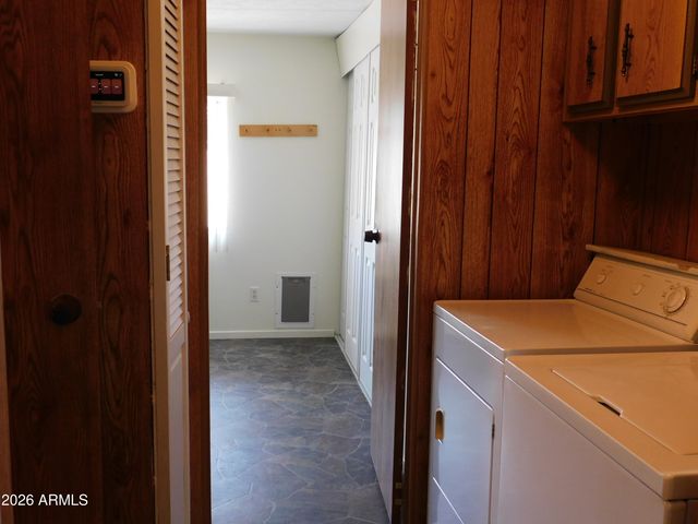 53 N Mountain Road 20, Apache Junction, AZ 85120