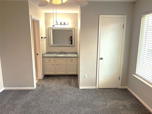 1911 Country Village Boulevard B, Humble, TX 77338