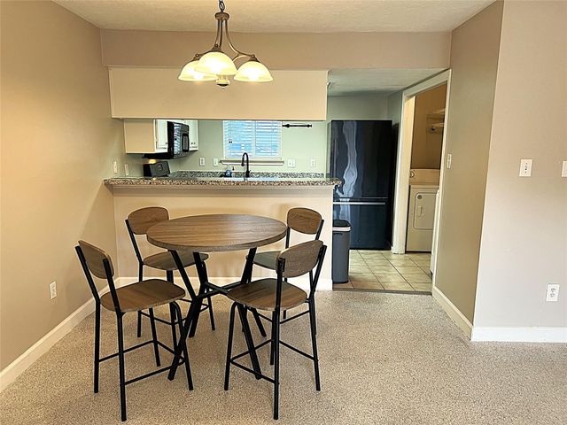 1911 Country Village Boulevard B, Humble, TX 77338
