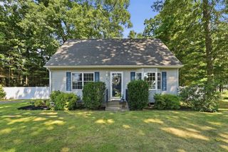 65 Shannon Lane, Westfield, MA 01085