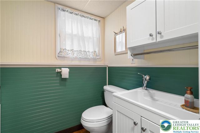 2610 Jacksonville Road, Hanover Twp, PA 18017