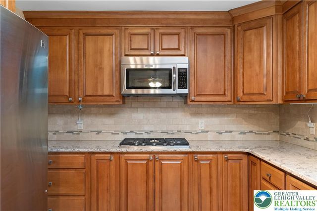 2610 Jacksonville Road, Hanover Twp, PA 18017