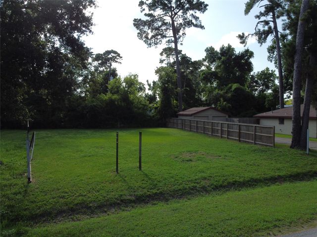 10417 Peachtree Street, Houston, TX 77016