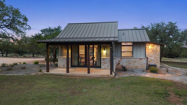 2560 Bell Springs RD, Dripping Springs, TX 78620