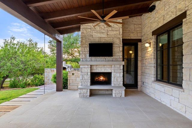 2560 Bell Springs RD, Dripping Springs, TX 78620