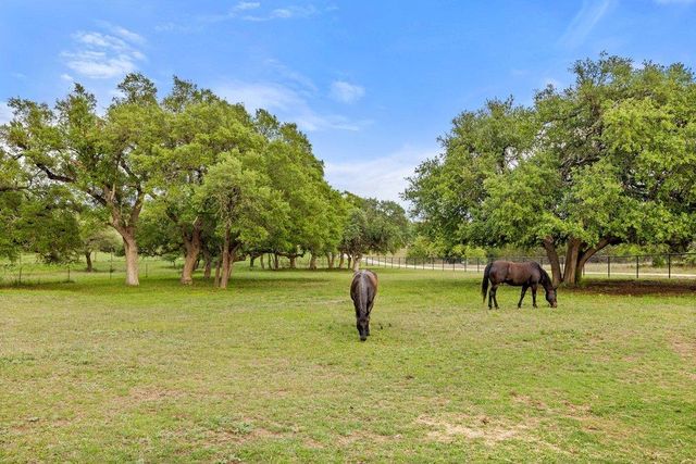2560 Bell Springs RD, Dripping Springs, TX 78620