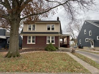 3753 N Berkley Circle, Silverton, OH 45236