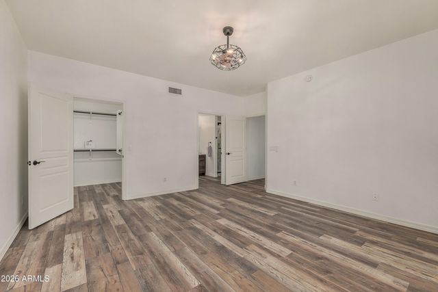 15221 N CLUBGATE Drive 1110, Scottsdale, AZ 85254