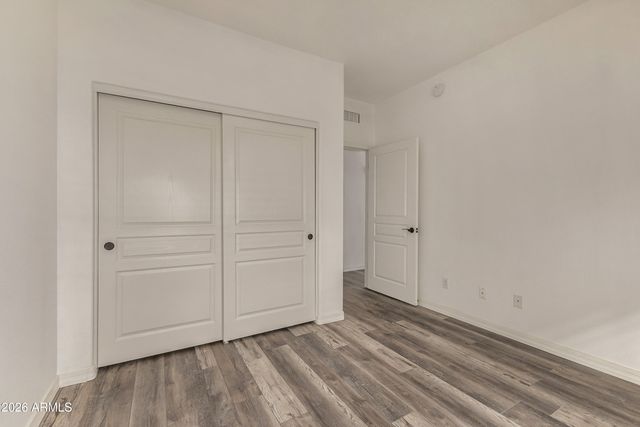 15221 N CLUBGATE Drive 1110, Scottsdale, AZ 85254