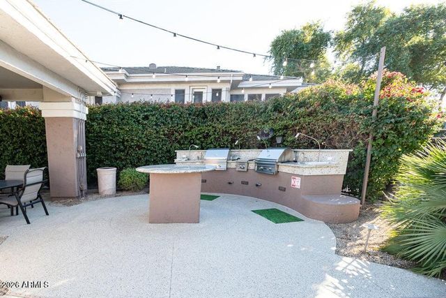 15221 N CLUBGATE Drive 1110, Scottsdale, AZ 85254