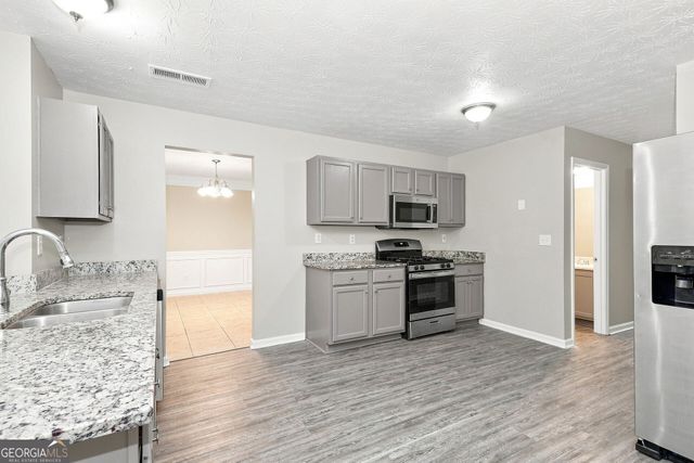 228 Biltmore Way, Stockbridge, GA 30281