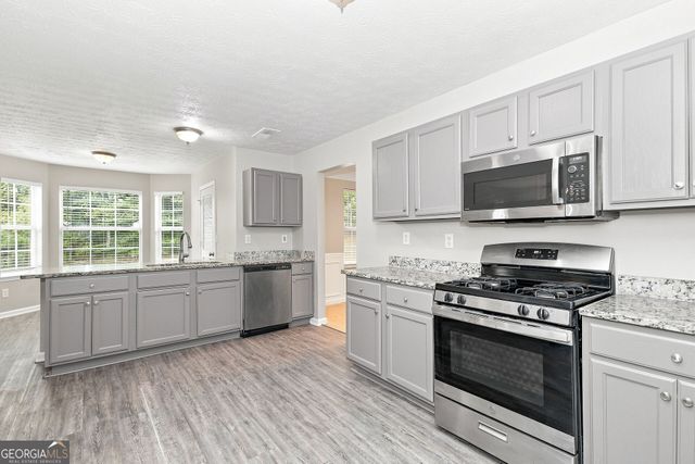 228 Biltmore Way, Stockbridge, GA 30281