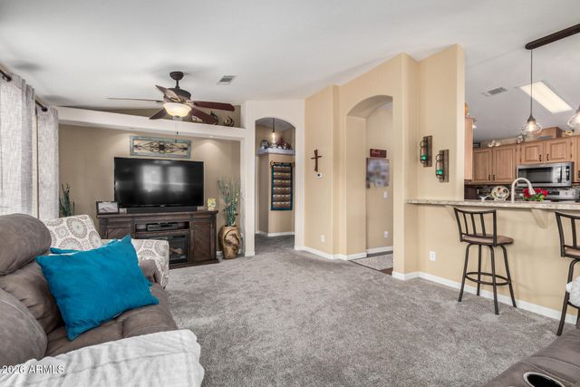 3301 S GOLDFIELD Road 1006, Apache Junction, AZ 85119