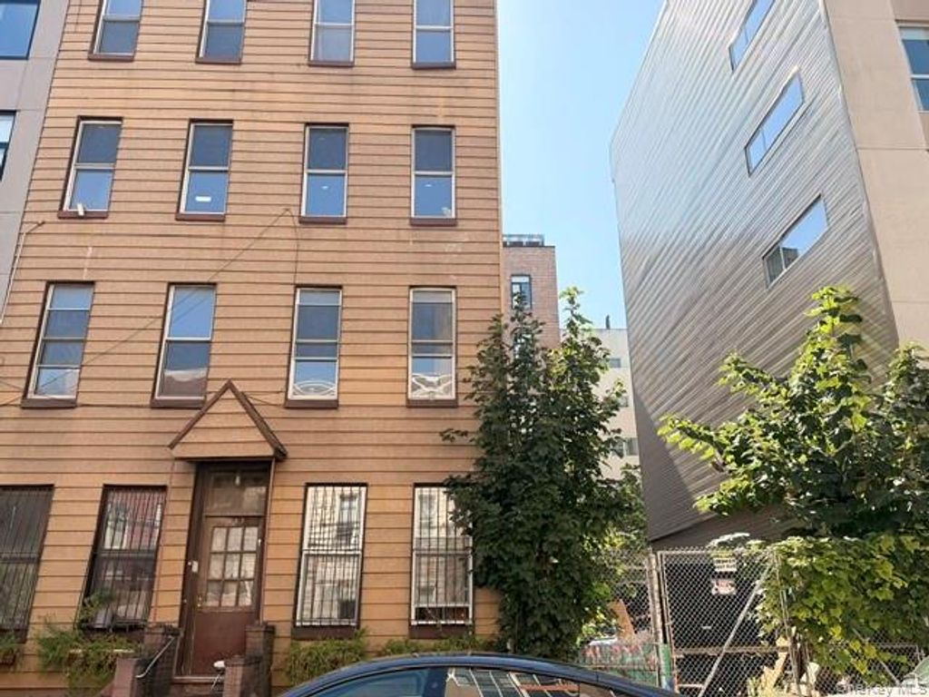 142 N 11th Street, Brooklyn, NY 11249 — exterior