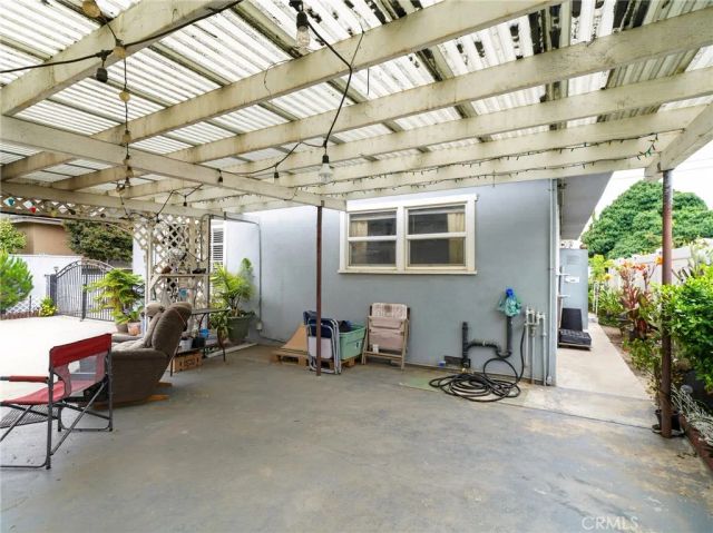 235 W Center Street, Ventura, CA 93001