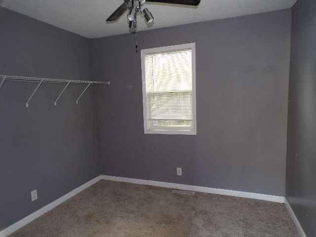 26 Blue Grass Court, Davenport, IA 52802