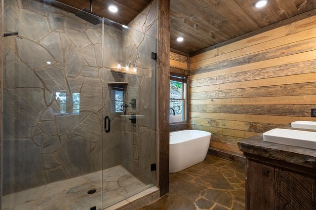 670 Brittney Drive, Blue Ridge, GA 30513