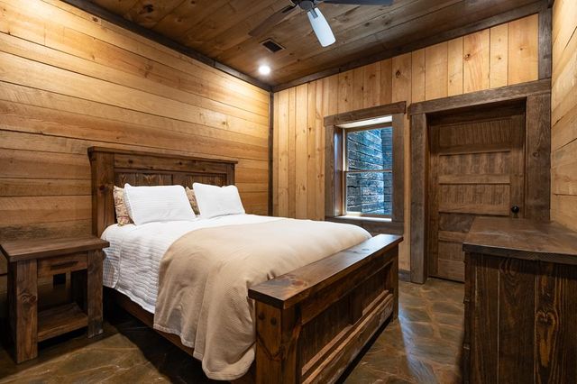 670 Brittney Drive, Blue Ridge, GA 30513