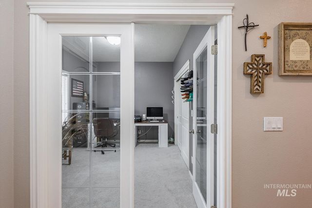 1030 N Powder River Dr, Middleton, ID 83644