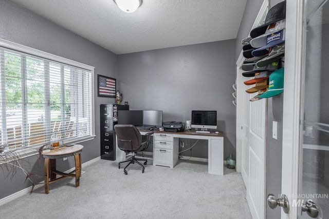 1030 N Powder River Dr, Middleton, ID 83644