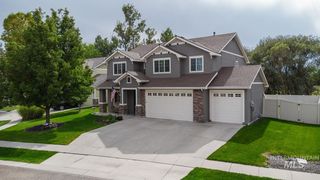 1030 N Powder River Dr, Middleton, ID 83644