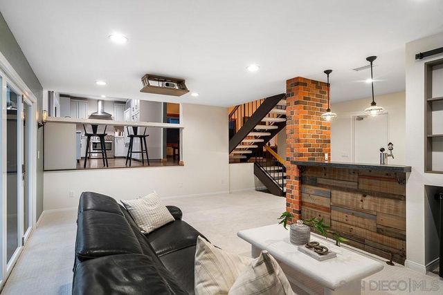 5444 Barkla St, San Diego, CA 92122