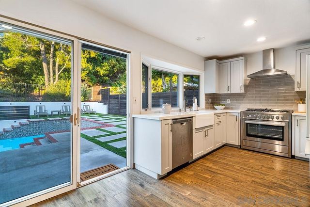 5444 Barkla St, San Diego, CA 92122