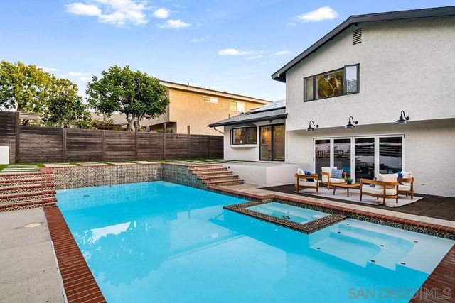 5444 Barkla St, San Diego, CA 92122