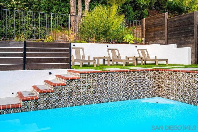 5444 Barkla St, San Diego, CA 92122