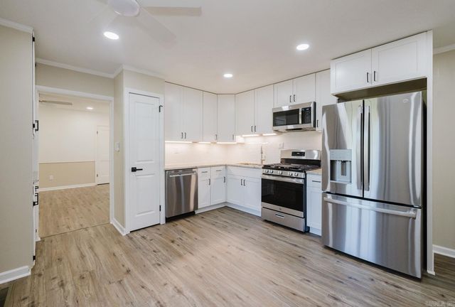 1123 Scenic Way, Benton, AR 72015