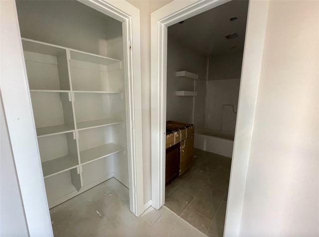 2303 N Presley Street, Siloam Springs, AR 72761