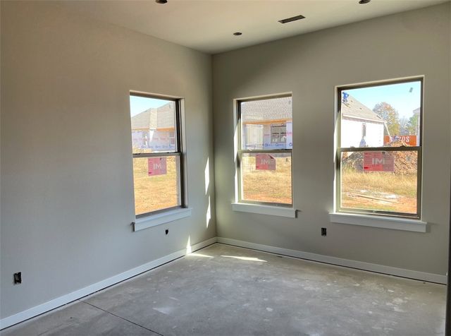 2303 N Presley Street, Siloam Springs, AR 72761