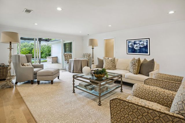 7910 Del Monte Drive, Houston, TX 77063