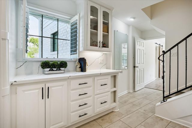 7910 Del Monte Drive, Houston, TX 77063