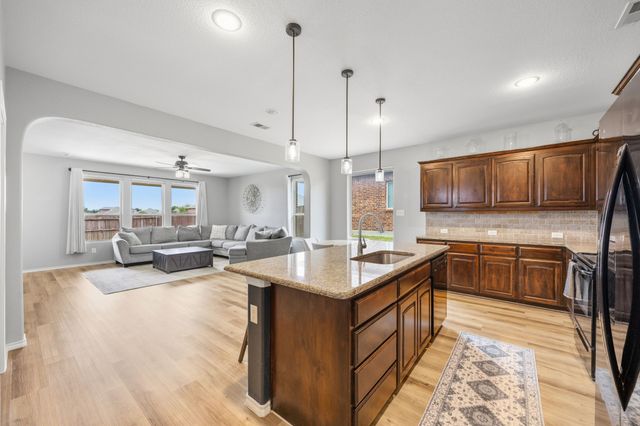 3953 Tule Ranch Road, Fort Worth, TX 76262