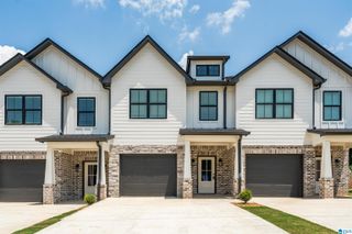 221 VILLAGE PARKWAY # 31, Helena, AL 35080