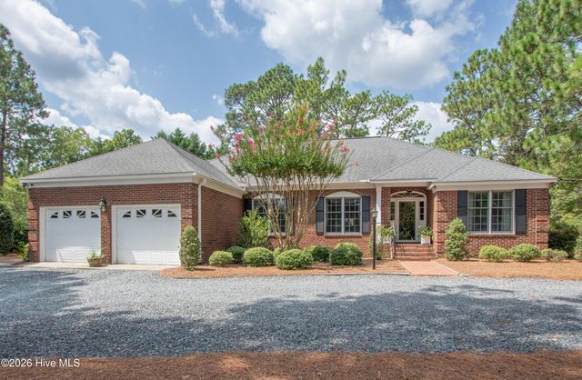 7 Overcup Lane, Pinehurst, NC 28374
