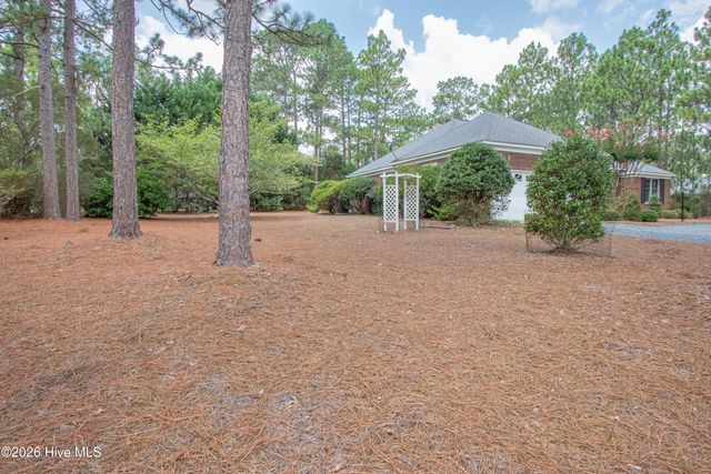 7 Overcup Lane, Pinehurst, NC 28374