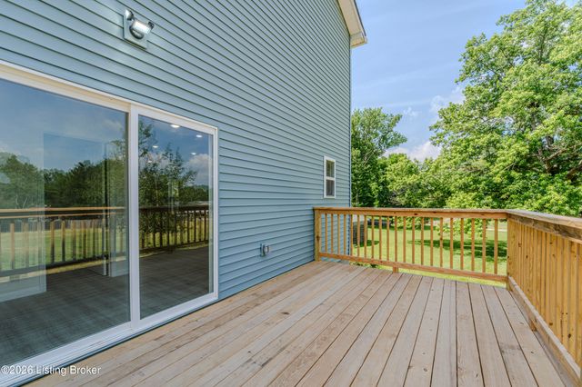 7200 Oakburn Dr, Louisville, KY 40258
