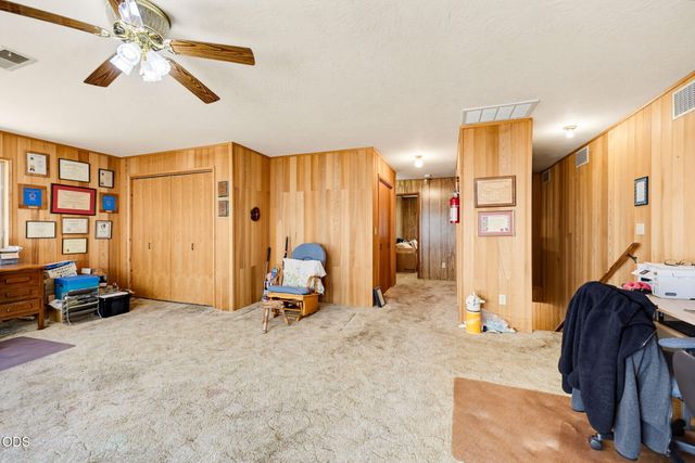 690 Thornbrook Drive, Merlin, OR 97532