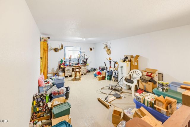 690 Thornbrook Drive, Merlin, OR 97532
