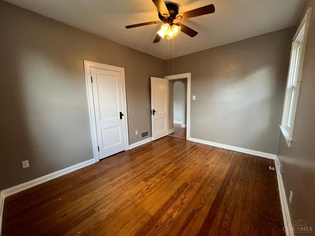 5728 Warren Avenue, Norwood, OH 45212