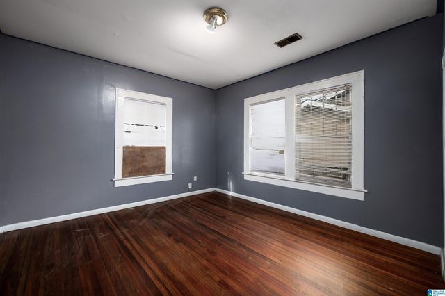 2518 AVENUE J, Birmingham, AL 35218