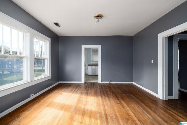 2518 AVENUE J, Birmingham, AL 35218