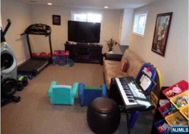 3-12 26th Street, Fair Lawn, NJ 07410